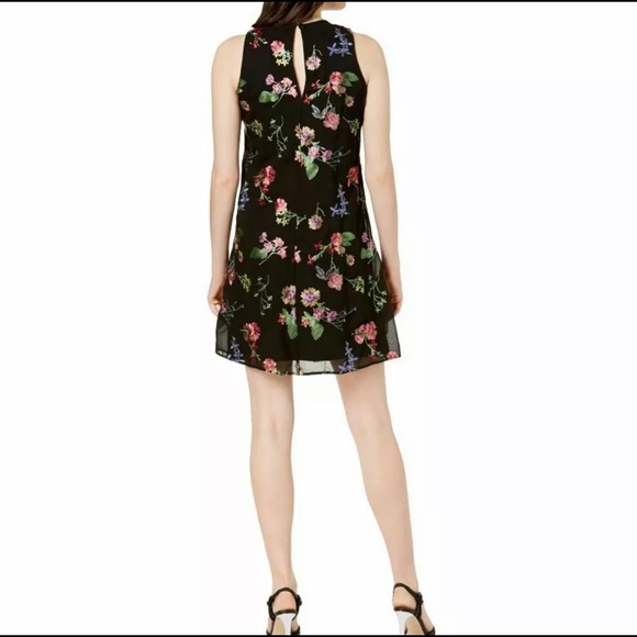 CALVIN KLEIN Women's Petite Floral Embroidered Sheer Overlay Shift Dress 4. - Picture 3 of 6